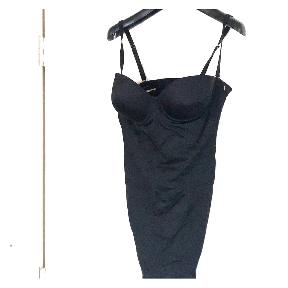 Victoria’s Secret Power Figure Cupped Shaping Slip